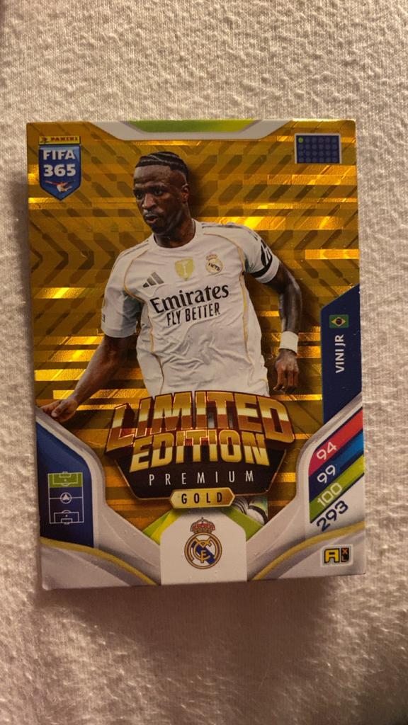 FIFA 365 Limited Edition Premium Gold Vini Jr. kaart, Ophalen of Verzenden, Zo goed als nieuw
