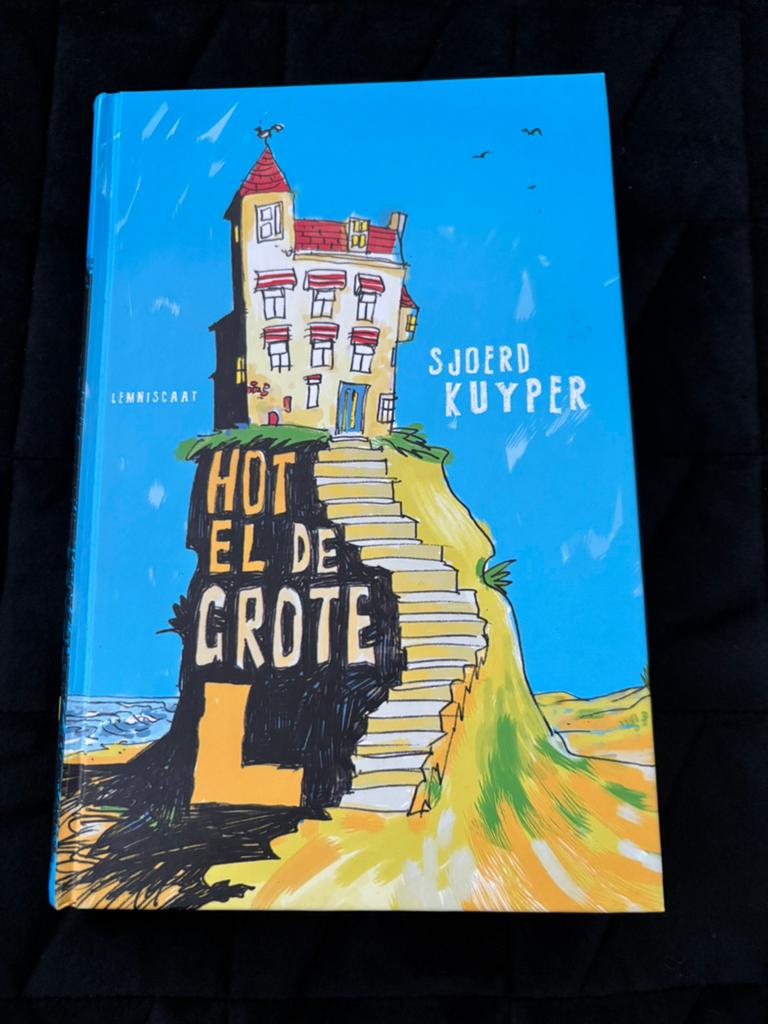 Hotel De Grote L - Boek Sjoerd Kuyper, Ophalen of Verzenden, Zo goed als nieuw, Sjoerd Kuyper, Fictie