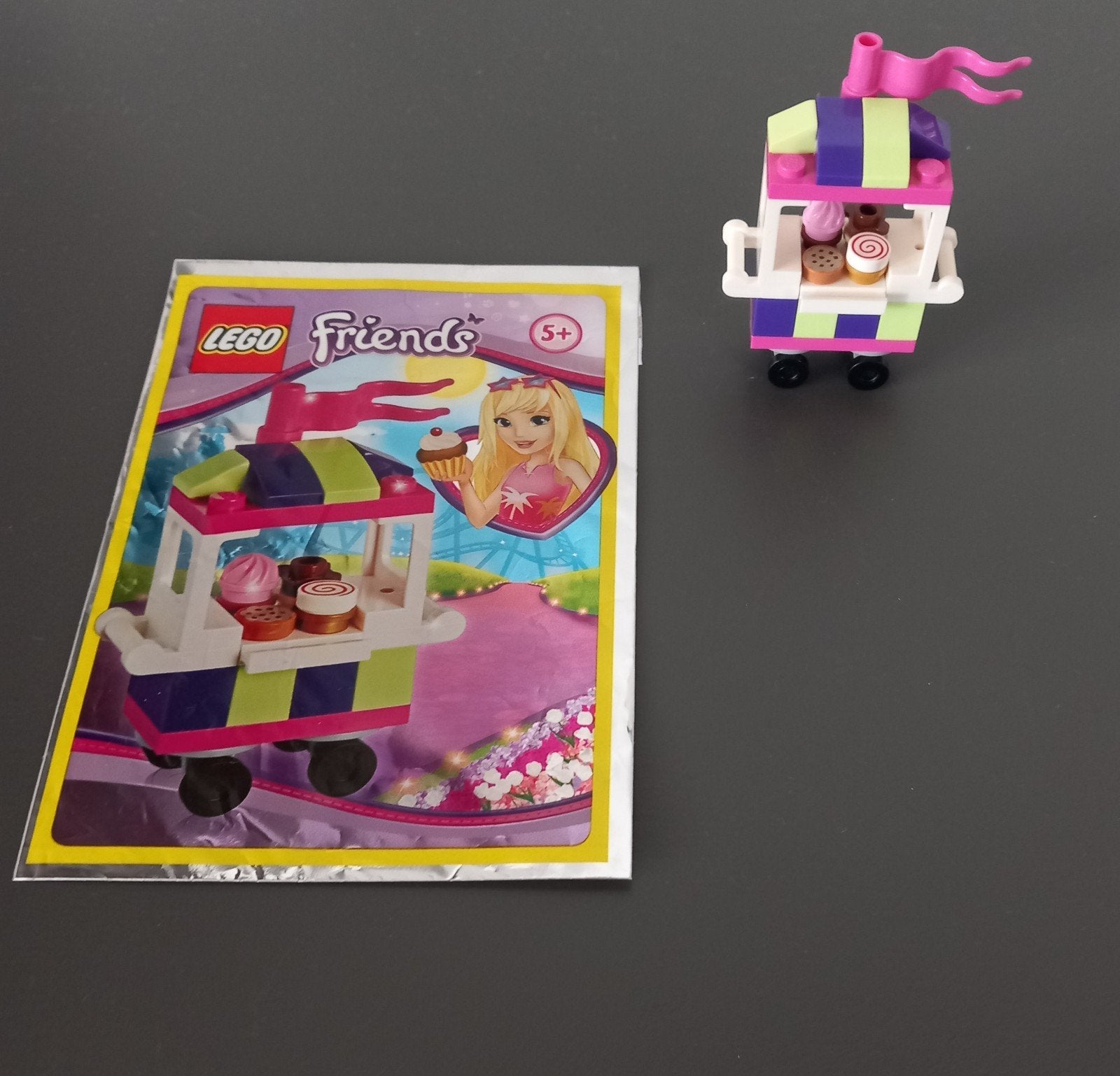 Lego Friends 561608 Koekjeskar cupcakes kraampje foliezakje, Lego, Friends, Ophalen of Verzenden, Zo goed als nieuw