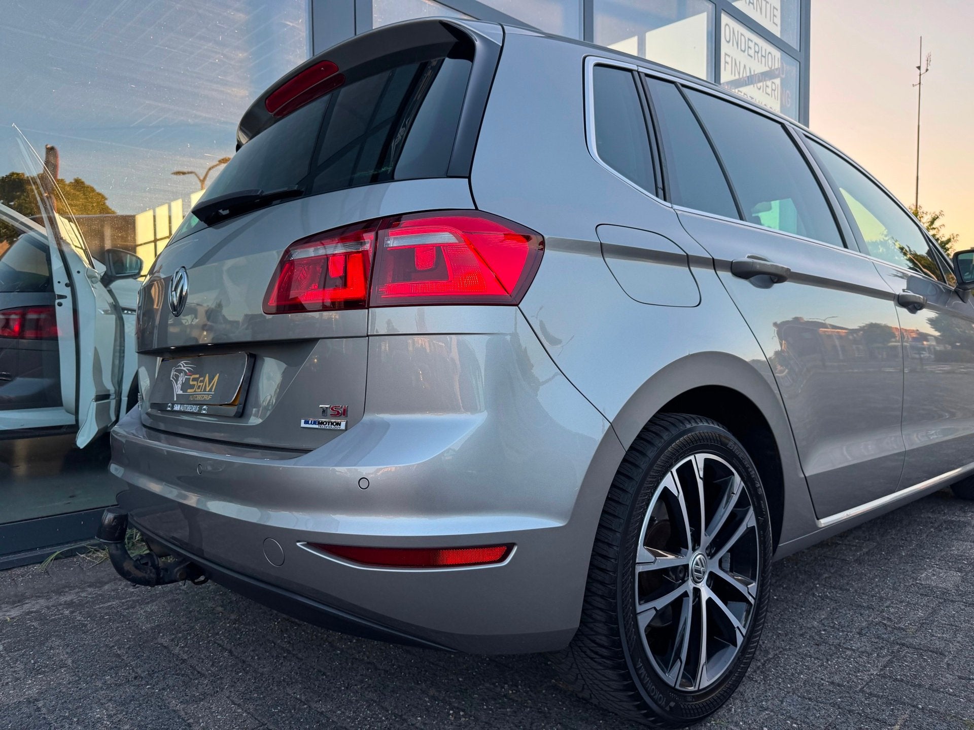 Volkswagen Golf Sportsvan 1.4 TSI Highline, Auto's, Dealer onderhouden, Gebruikt, Euro 6, Alcantara