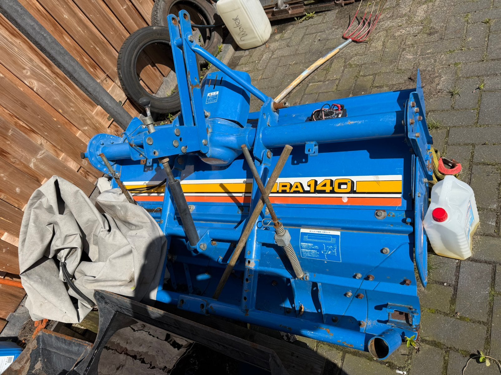 Tuin frees, Ophalen, Zo goed als nieuw