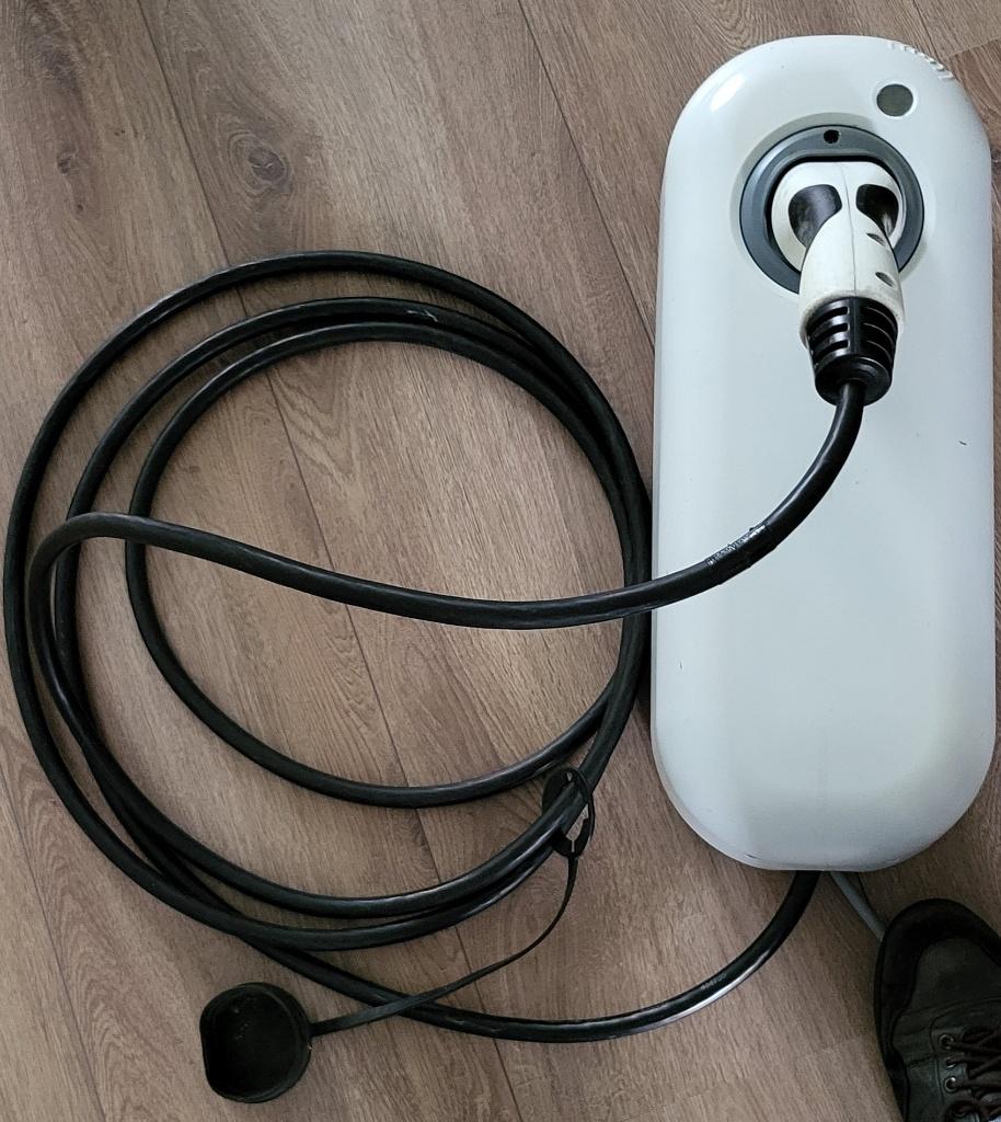 Vernieuwde Lolo, MID kWh meter, slim, 1 fase, max 32A, Auto diversen, Ophalen of Verzenden, Zo goed als nieuw, Laadpaal