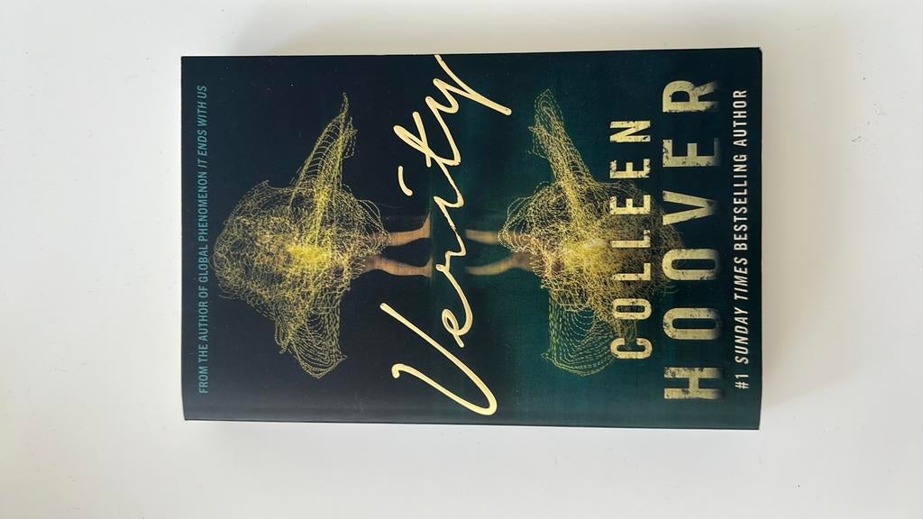 Verity colleen hoover, Ophalen of Verzenden, Zo goed als nieuw