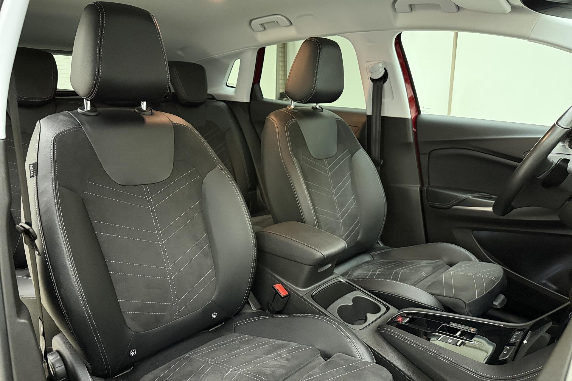 Opel Grandland 1.6 Turbo Plug-In Hybrid GS 225pk | Automaat, Auto's, Euro 6, 4 cilinders, Automatische klimaatregeling, Leder en Stof