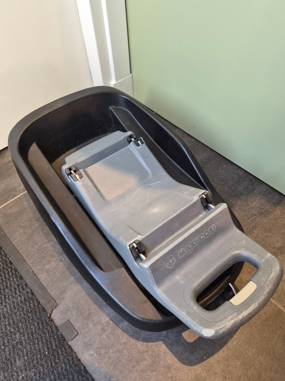 Maxi-Cosi FamilyFix Isofix Base (2 stuks beschikbaar), Ophalen, Gebruikt, Maxi-Cosi, Isofix