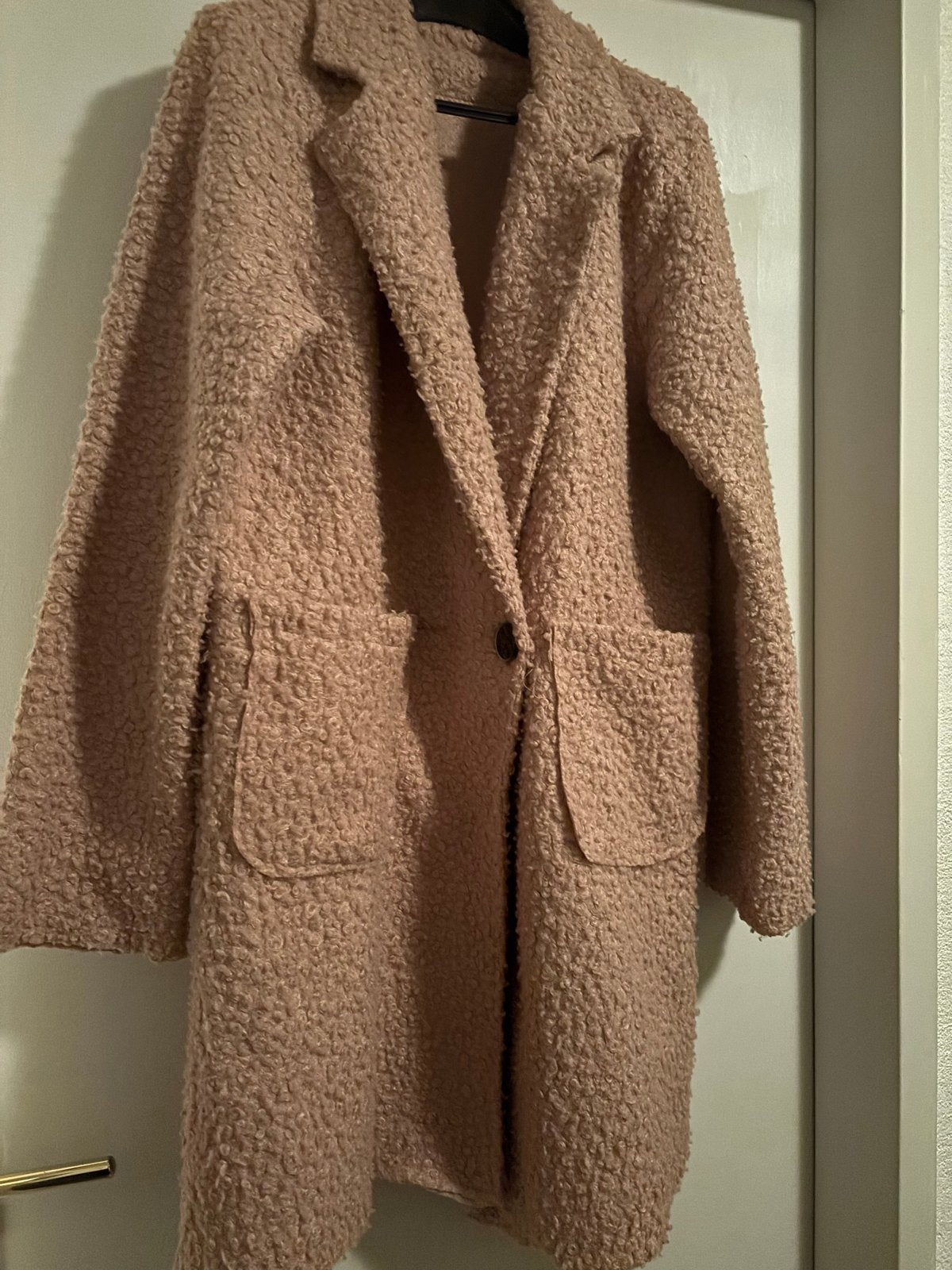 Roze teddy jas - Maat 40/42/44 pas goed, Ophalen of Verzenden, Zo goed als nieuw, Maat 42/44 (L), Roze