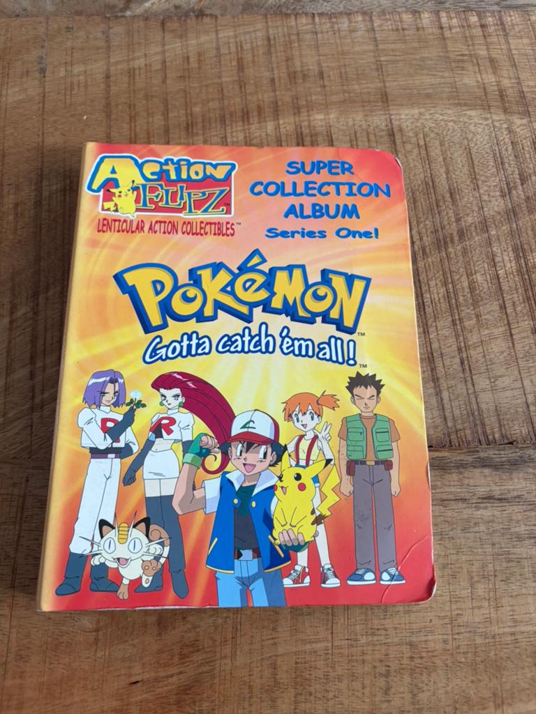 Artbox Pokemon Sticker album met de eerste 150 stickers  !, Ophalen, Nieuw, Overige typen