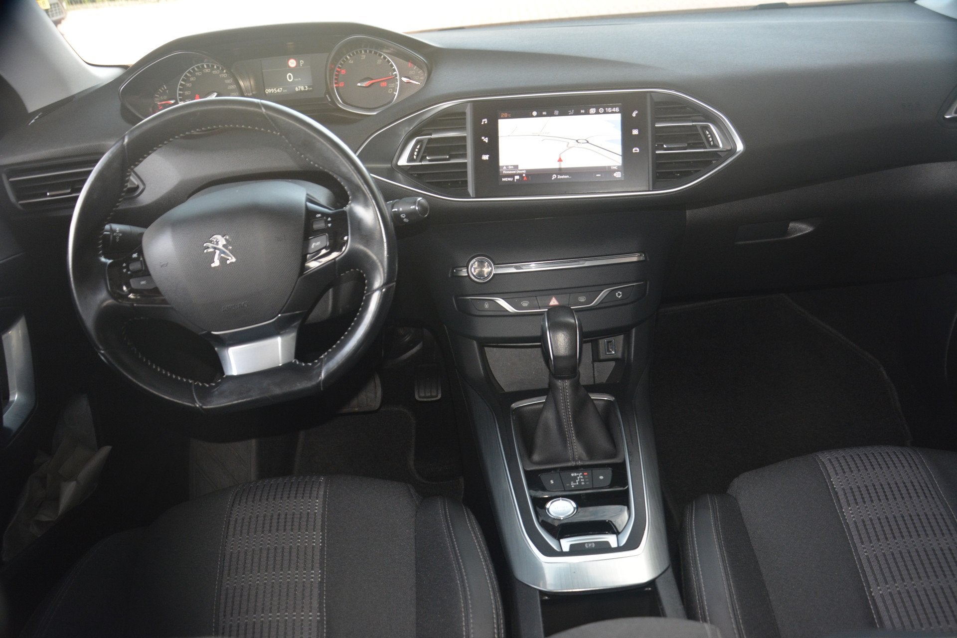 Peugeot 308 SW 2.0 BlueHDI Blue Lease Premium Nederlandse au, Auto's, Dealer onderhouden, Gebruikt, 4 cilinders, 150 pk