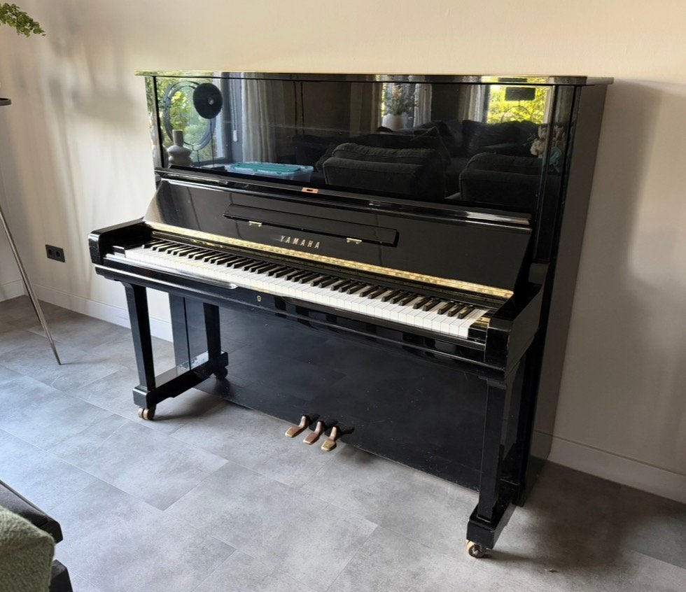 Mooie Yamaha U3 piano - hoogglans zwart, Muziek en Instrumenten, Piano's, Ophalen, Gebruikt, Zwart, Piano