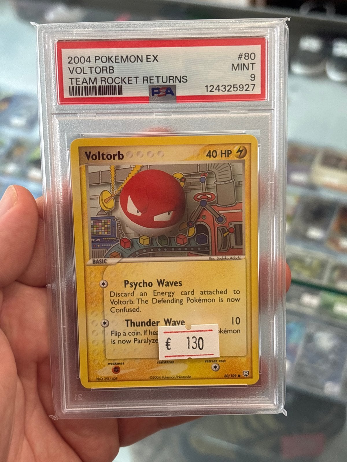 Voltorb #80 Team Rocket Returns PSA 9 Mint Pokémon Kaart, Ophalen of Verzenden, Zo goed als nieuw, Losse kaart