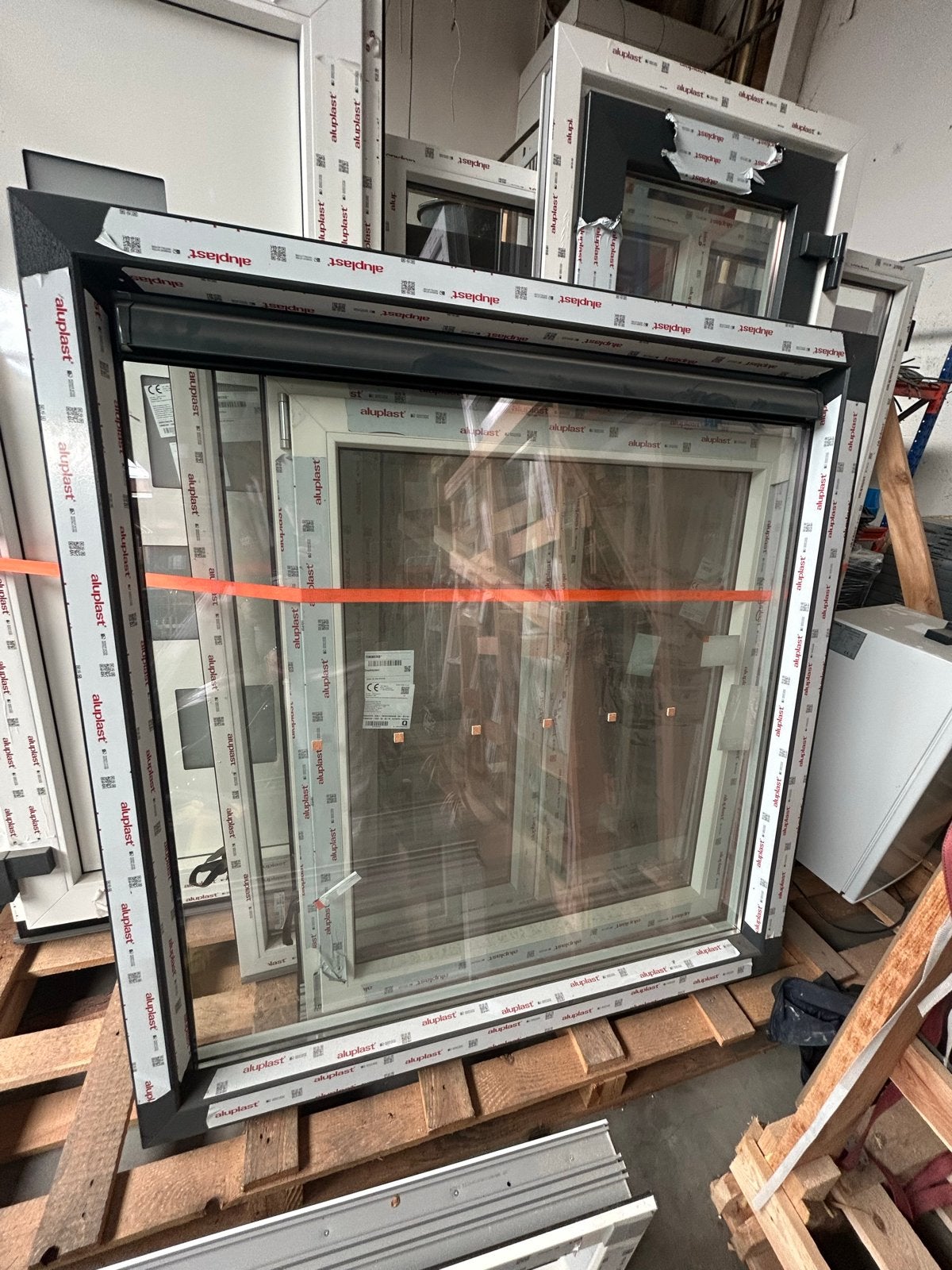 Nieuw aluplast kozijn met Ventilatierooster, Ophalen, Gevelraam of Ruit, Nieuw, 160 cm of meer