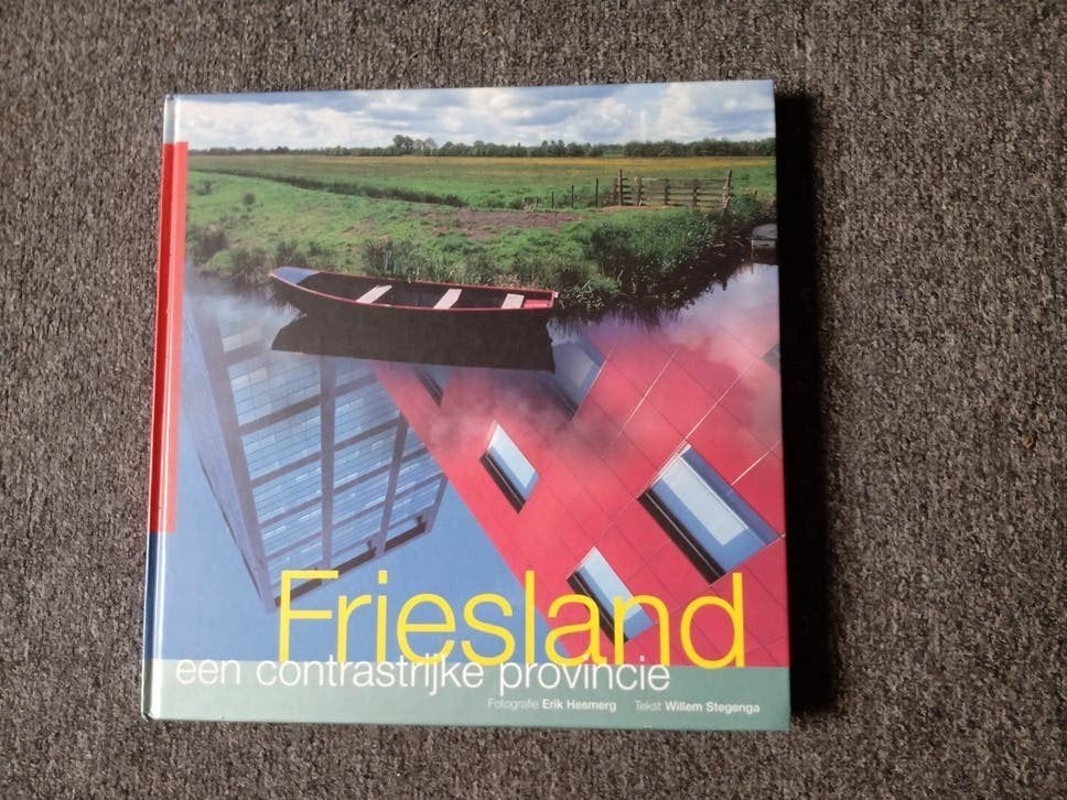 boek Friesland een contrastrijke provincie, Ophalen of Verzenden, Zo goed als nieuw