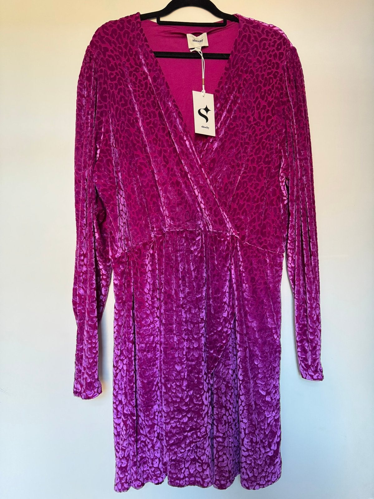 Nieuw Shoeby jurk roze luipaardprint velvet maat 3XL, Kleding | Dames, Jurken, Verzenden, Maat 46/48 (XL) of groter, Nieuw, Roze