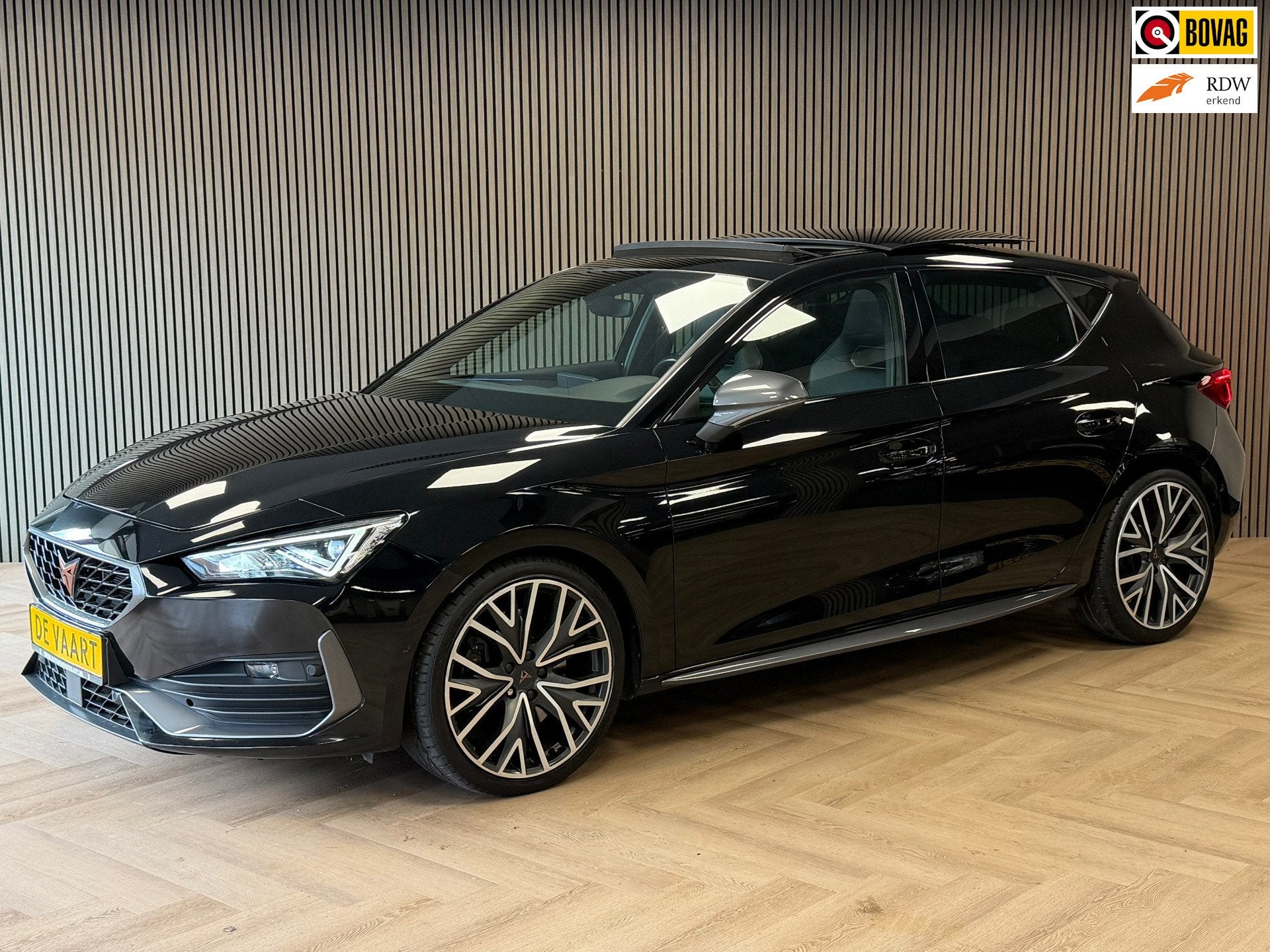 Cupra Leon 2.0 Business 301 PK AUT. PANORAMADAK MEMORY VIRTU, 15 km/l, Gebruikt, Euro 6, 4 cilinders