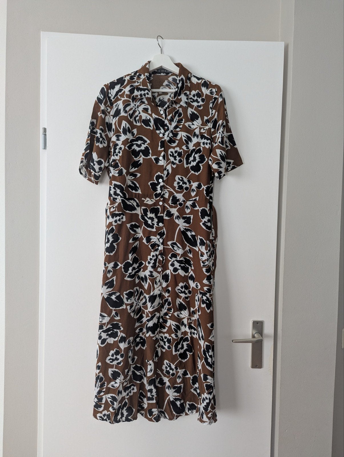 Ivy & you zomerjurk met bloemenprint 42 bruin, Bruin, Maat 42/44 (L), Ophalen of Verzenden, Zo goed als nieuw
