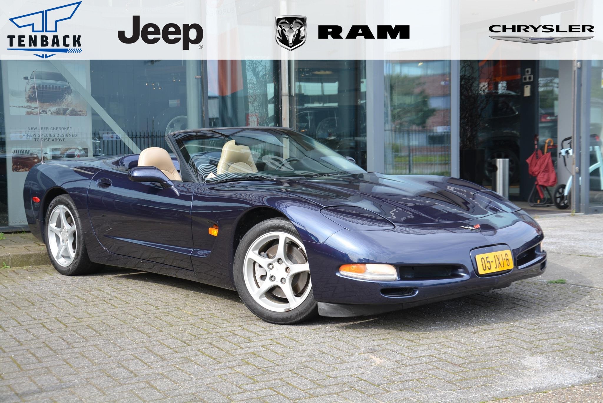Chevrolet Corvette C5 5.7 Convertible Chevrolet Corvette 5.7, Auto's, Chevrolet, Automaat, Gebruikt, Blauw, Bedrijf