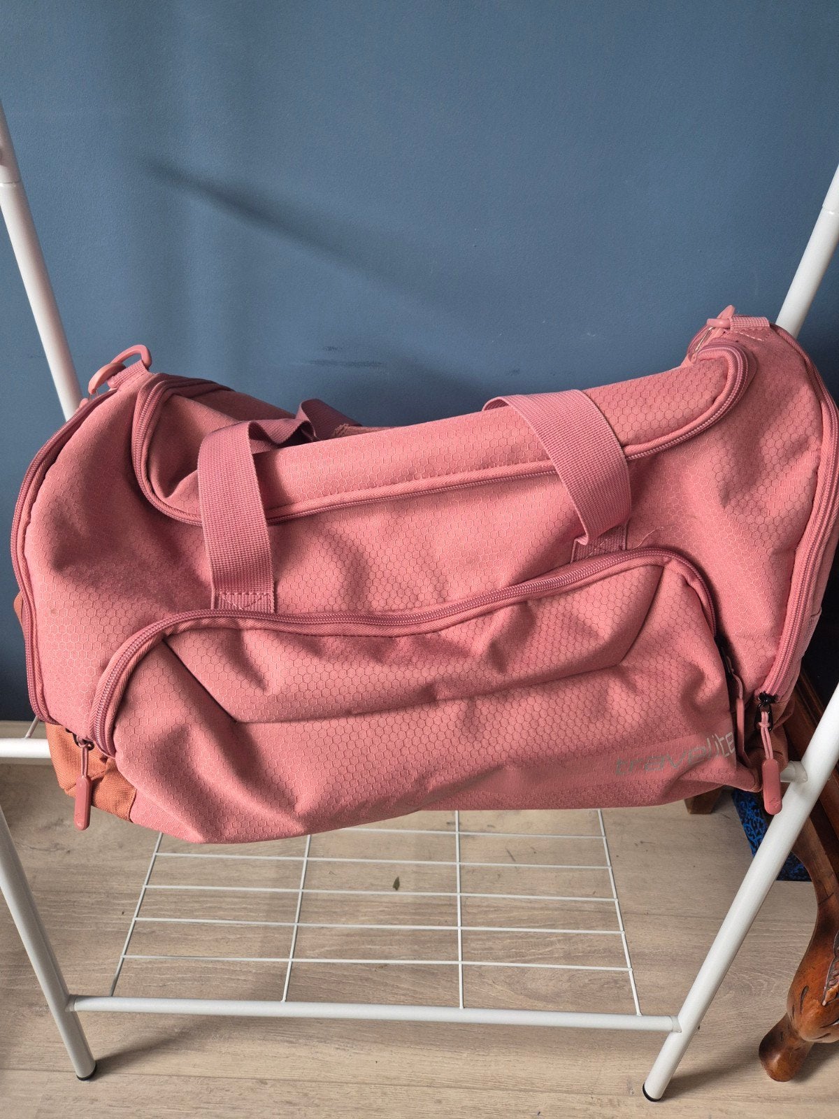 Roze weekendtas  - Zo goed als nieuw, Ophalen of Verzenden, Zo goed als nieuw, Roze, Minder dan 35 cm
