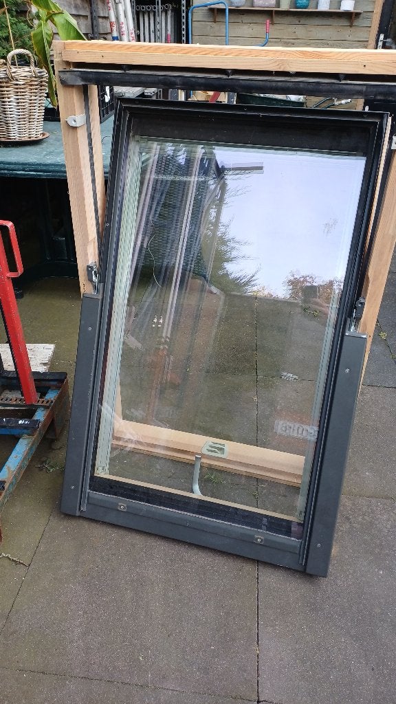 fakro 78x118 tuimelraam 2021, Doe-het-zelf en Verbouw, Glas en Ramen, Ophalen, Minder dan 80 cm, 80 tot 120 cm, Zo goed als nieuw