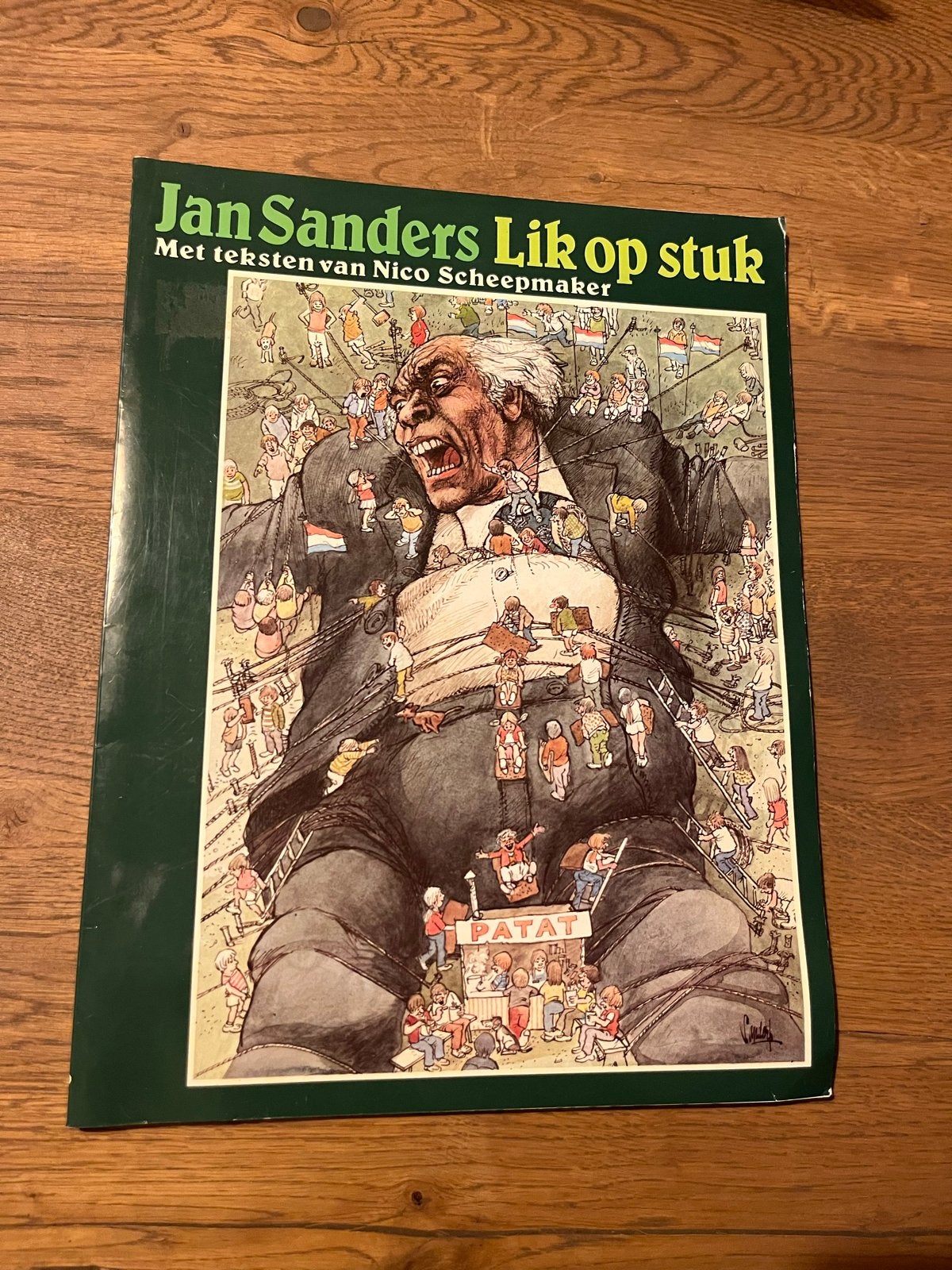 Jan Sanders Lik op stuk - Satirische prenten, Eén stripboek, Ophalen of Verzenden, Gelezen