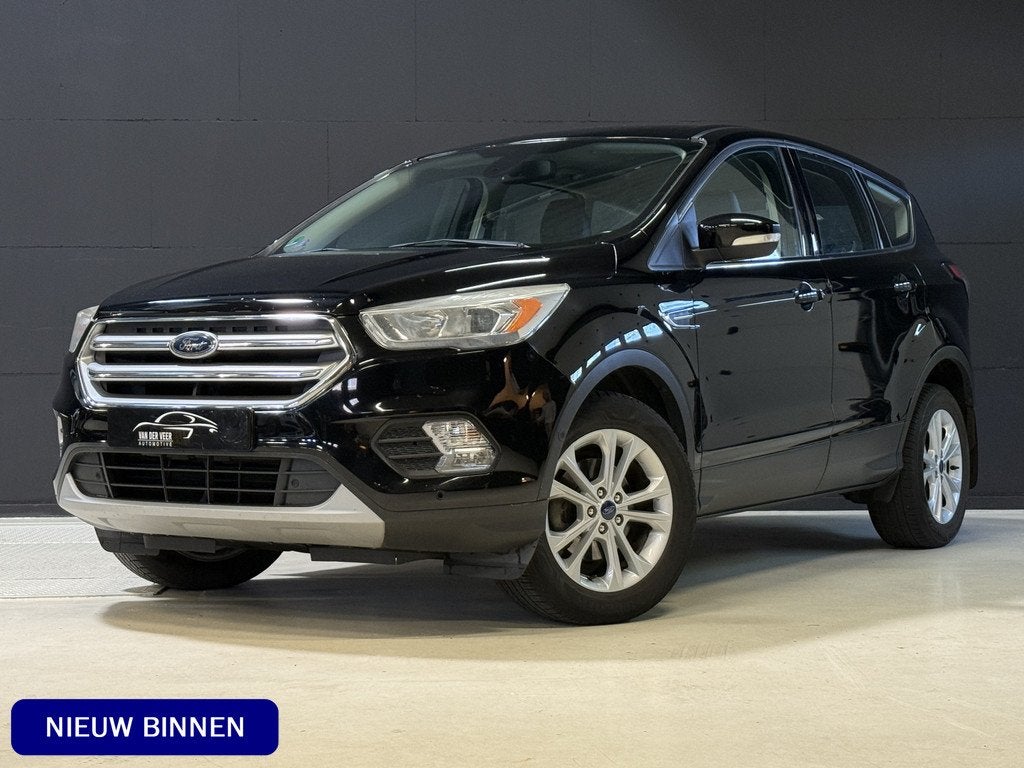Ford Kuga 1.5 EcoBoost Titanium | Apple Carplay | Keyless |, Stof, 4 cilinders, Zwart, Origineel Nederlands