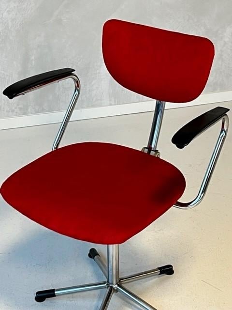 De Wit bureaustoel vintage burostoel rood retro desk chair, Gebroeders de Wit, Gebruikt, Ophalen of Verzenden, Bureaustoel
