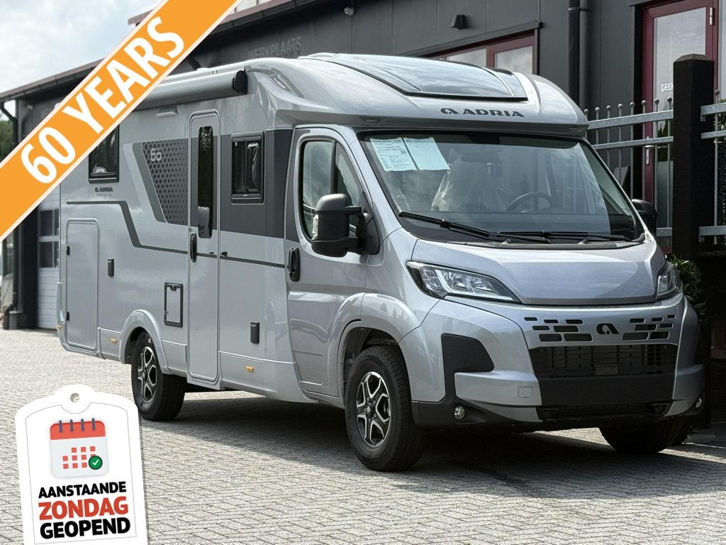 Adria Compact DL 60 years - 60Y EDITON - DEMOMODEL, Chemisch toilet, Fiat, 6 tot 7 meter, Bedrijf