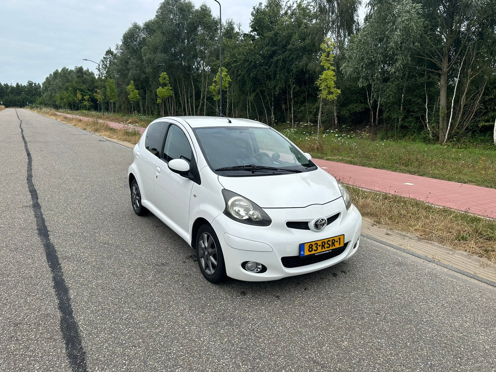 Toyota Aygo 2011 1.0 | 5-deurs | Automaat | Apple carplay, Auto's, Stof, Zwart, 4 stoelen, USB