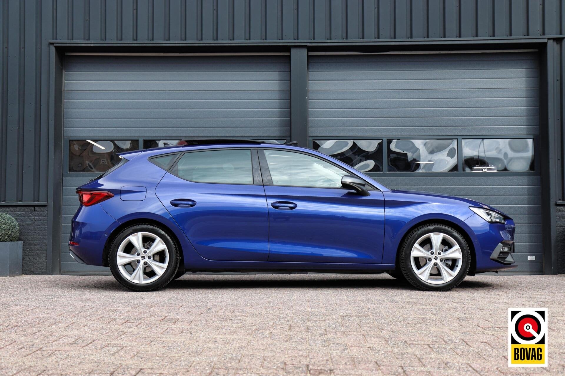 Seat Leon 1.5 eTSI FR |LED|PANODAK|SFEERVERL.|CARPLAY|STOELV, 1272 kg, 4 cilinders, Bedrijf, Hatchback