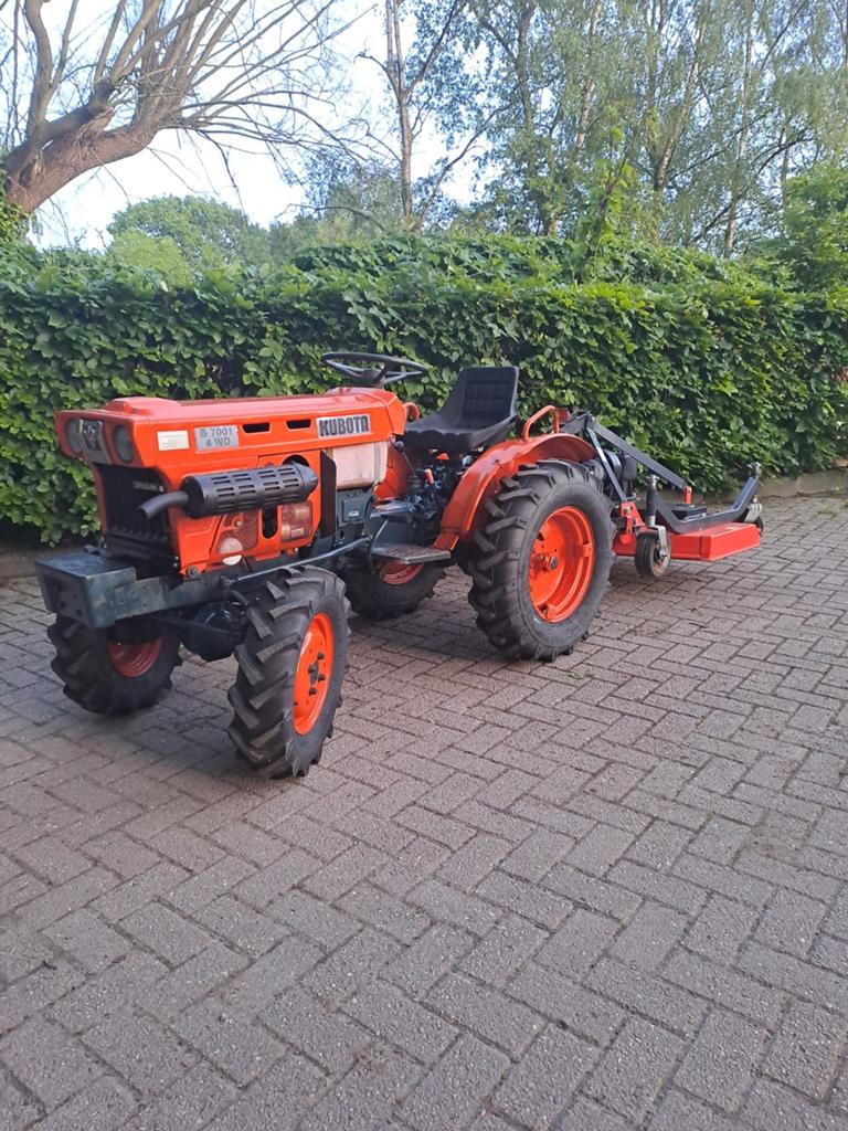 Zeer nette Kubota B 7001. 4x4!, Tuin en Terras, Zitmaaiers, 120 cm of meer, Ophalen