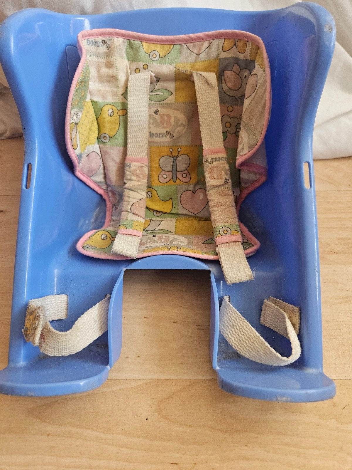 Blauw fietsstoeltje met vrolijke bekleding, Ophalen, Gebruikt, Babypop