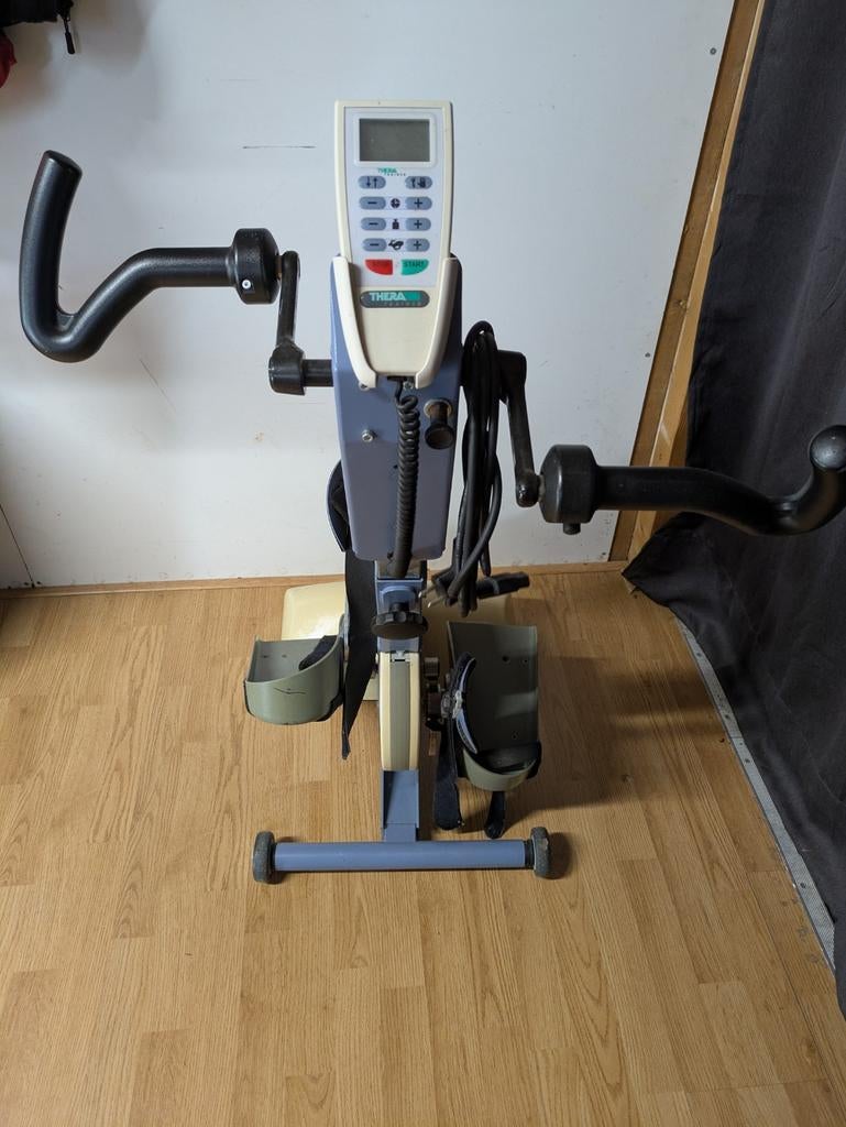 Thera-Trainer Live bewegingstrainer voor armen en benen, Diversen, Verpleegmiddelen, Ophalen, Gebruikt