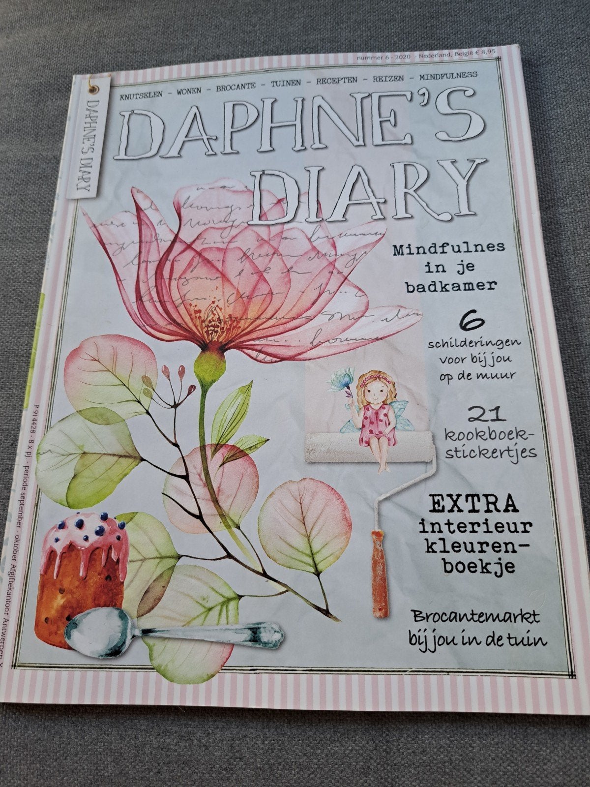 T: Daphne's Diary Magazine - Nummer 6, 2020, Ophalen of Verzenden, Zo goed als nieuw, Overige typen