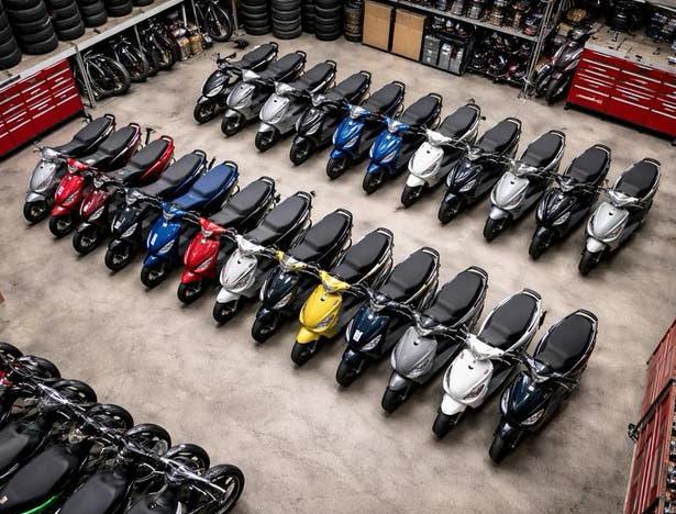 Inkoop/inruil van scooters, brommers en motoren | GEZOCHT!, Fietsen en Brommers, Scooters | Overige merken, Ophalen