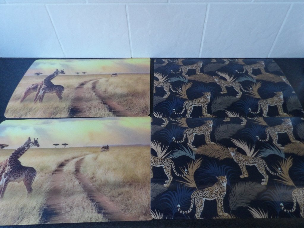 als nieuw 4x stevige placemats dieren, Huis en Inrichting, Placemat, Meerkleurig, Ophalen of Verzenden, Zo goed als nieuw