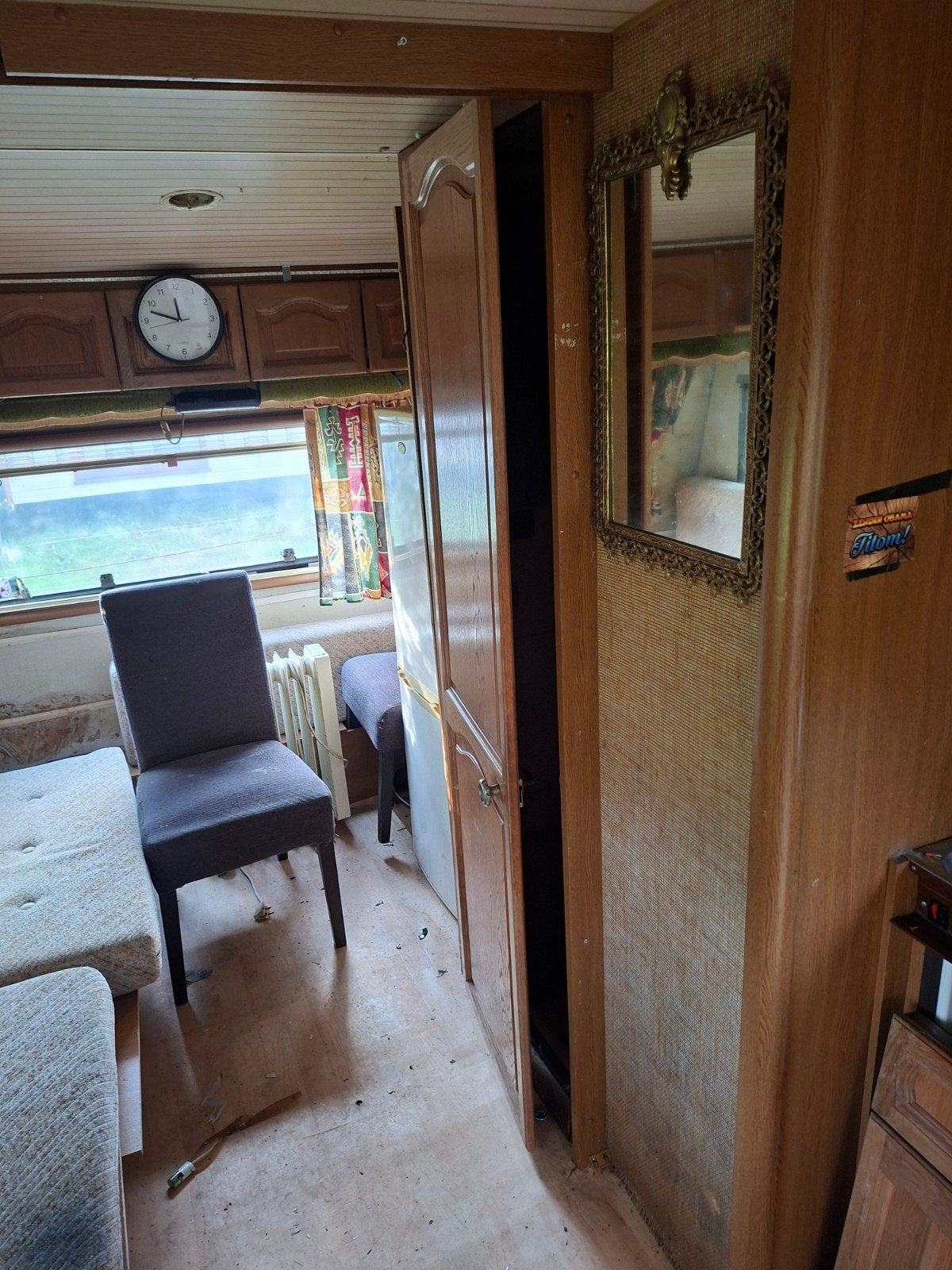 Foto 12 van onderdelen caravan opknappen zuipkeet