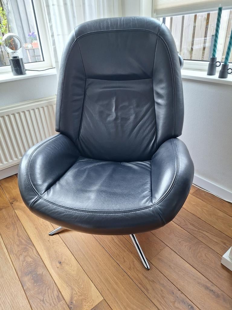 Twee comfortabele echt leren fauteuils - Zwart, Ophalen, 75 tot 100 cm, Zo goed als nieuw, Modern