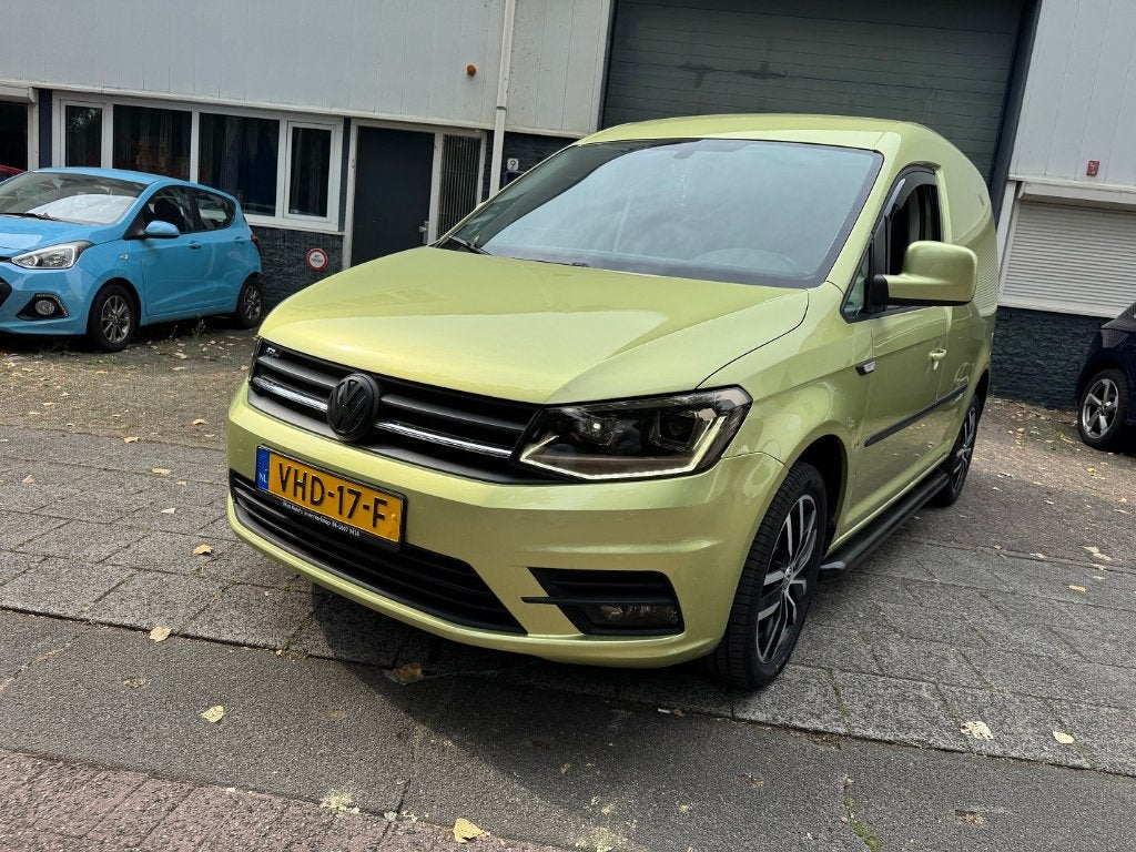 Volkswagen Caddy 2.0 TDI met BMT L1h1 102pk DSG 2020 AUT, Auto's, Bestelauto's, 1462 kg, Volkswagen, Bedrijf, Diesel