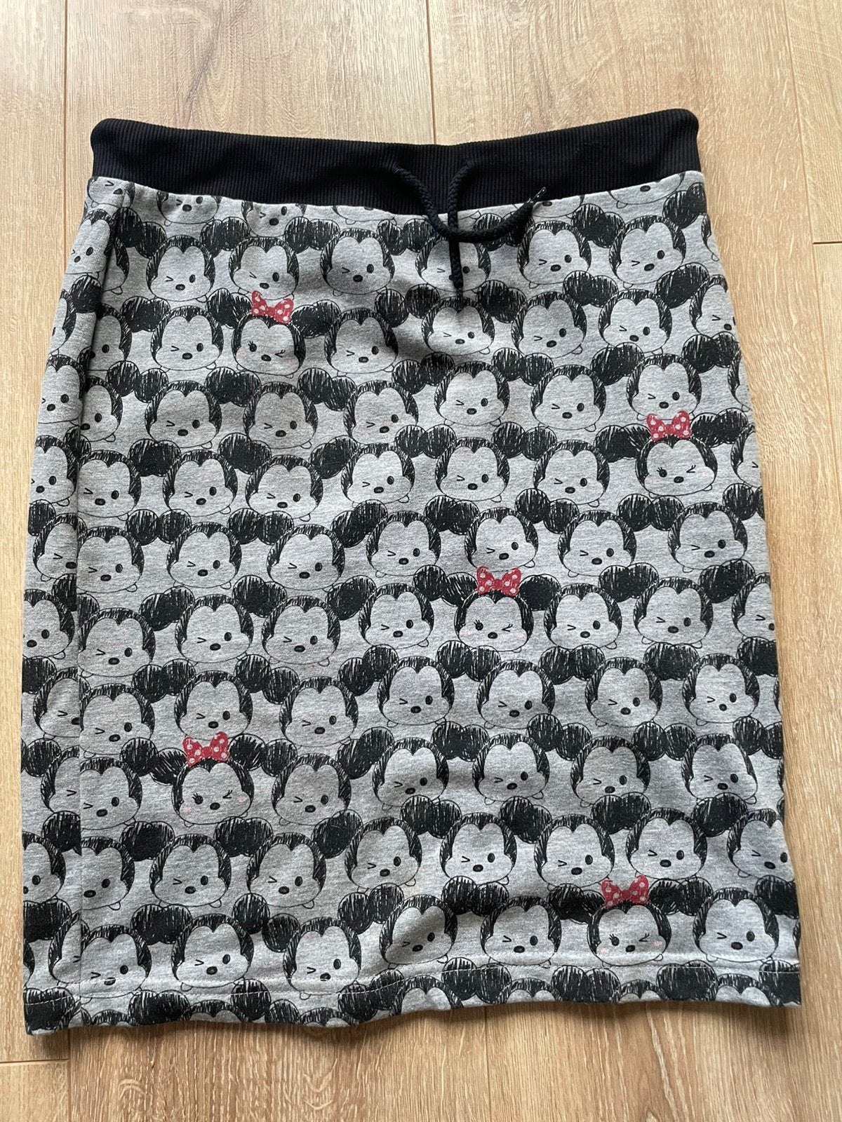 Rok Disneyland Paris, Maat 38/40 (M), Ophalen of Verzenden, Zo goed als nieuw, Grijs