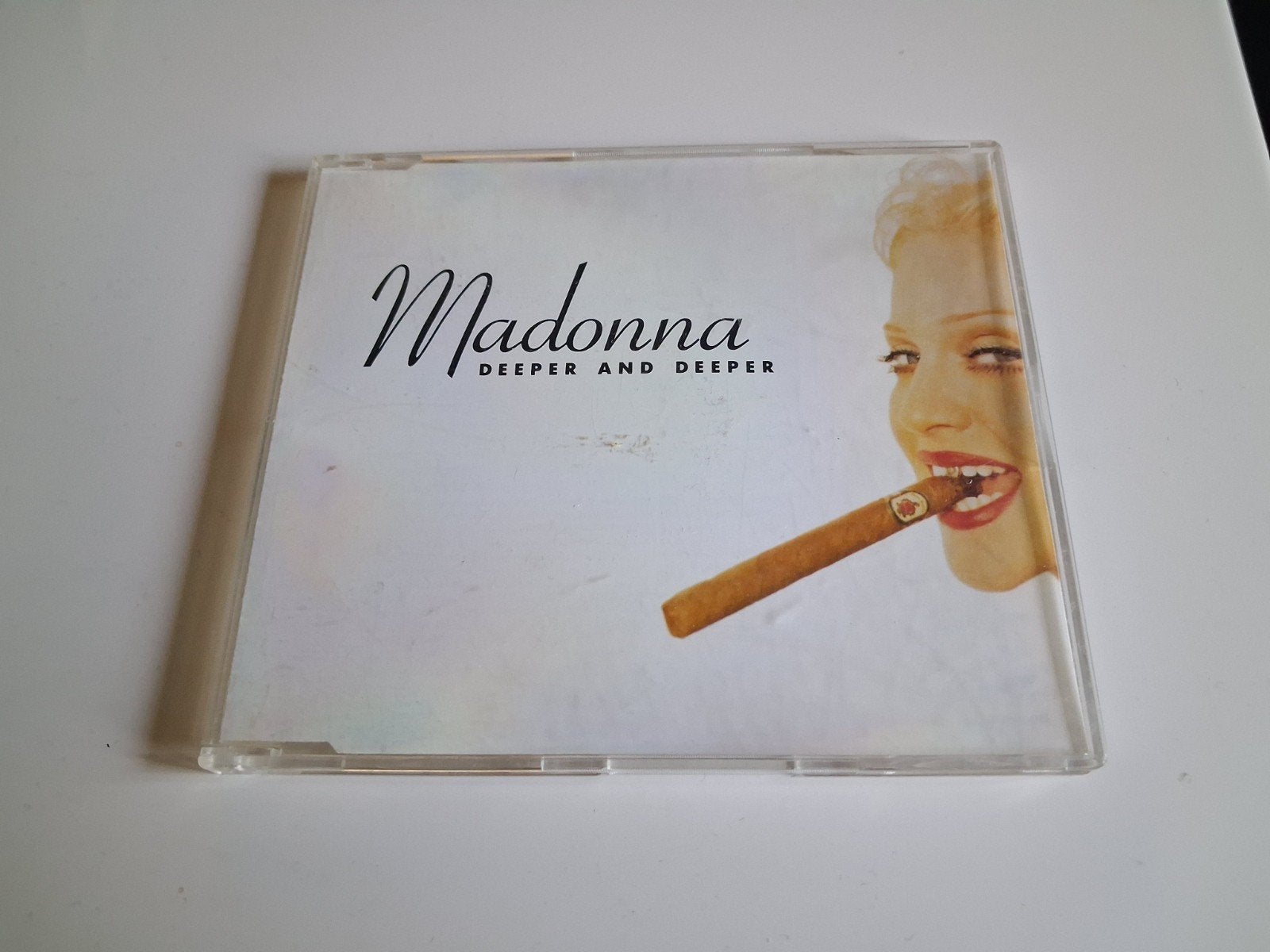 Madonna-Deeper and deeper, Verzenden, Pop