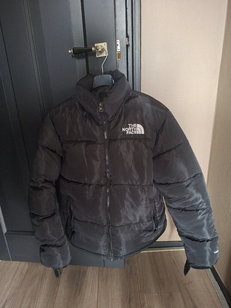 The North Face puffer jas maat l in nieuwstaat, Ophalen of Verzenden, Zo goed als nieuw, Maat 52/54 (L), Zwart
