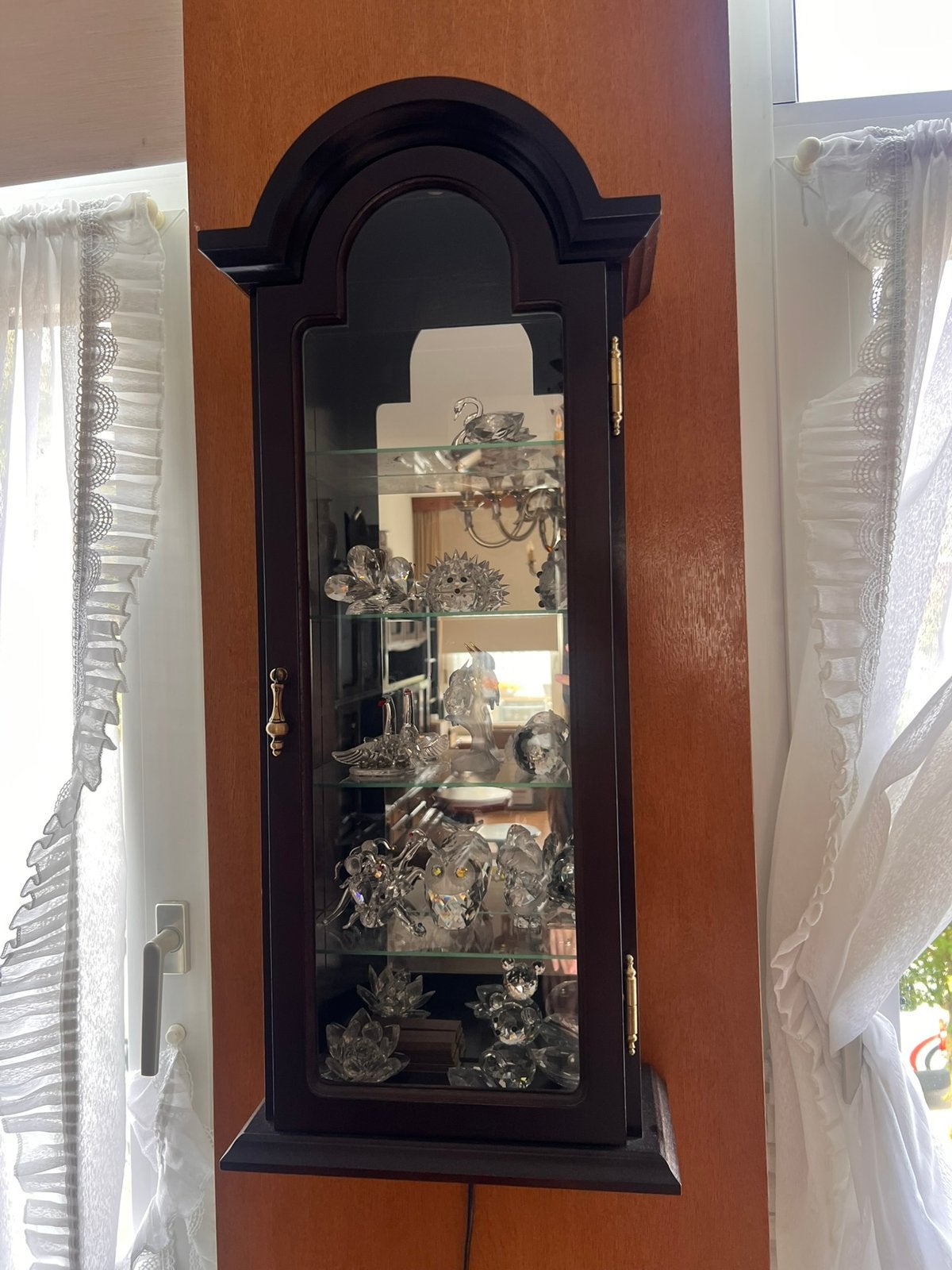 Klassieke vintage vitrinekast – wandkast, Huis en Inrichting, Ophalen, Gebruikt, 50 tot 100 cm, Glas