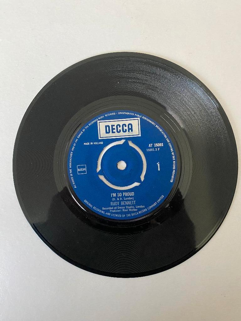 Rudy Bennett / The Motions – I'm So Proud / Rainbow(1968), 7 inch, Single, Ophalen of Verzenden, Zo goed als nieuw