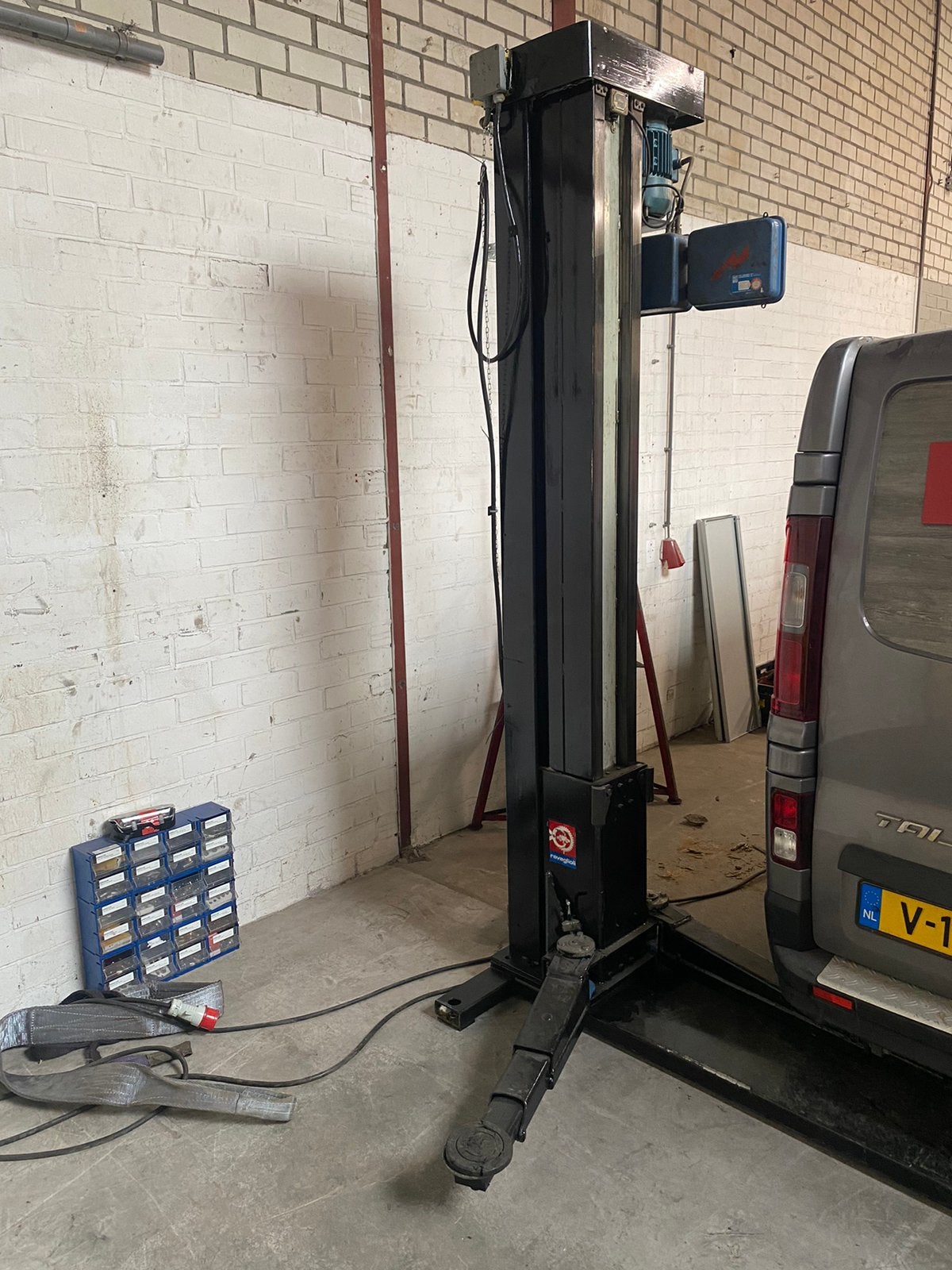 Auto brug, Ophalen, Gebruikt
