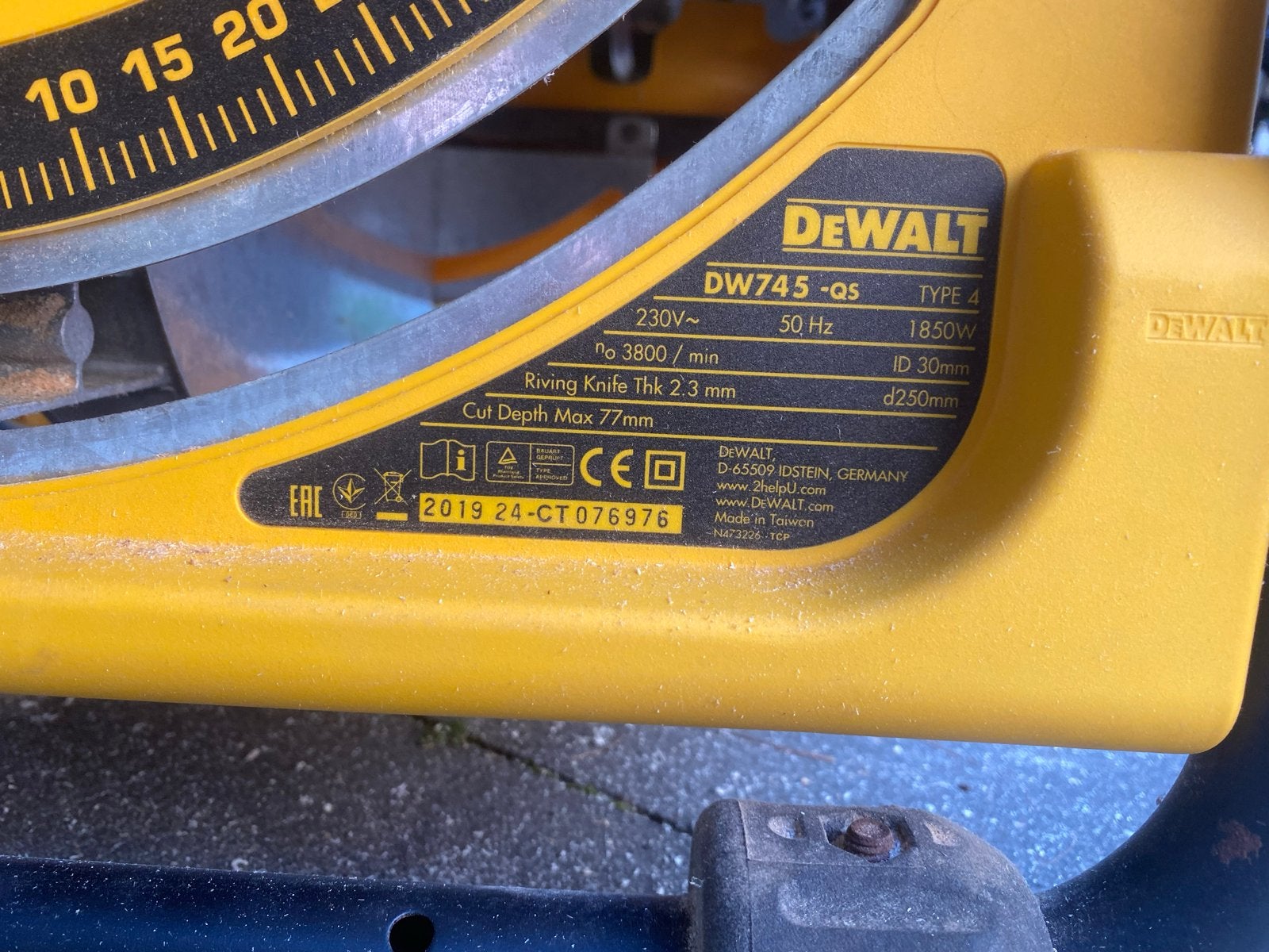 DeWalt DW745 Tafelzaag met onderstel, Doe-het-zelf en Verbouw, Gebruikt, Cirkelzaag, 70 mm of meer, Ophalen of Verzenden