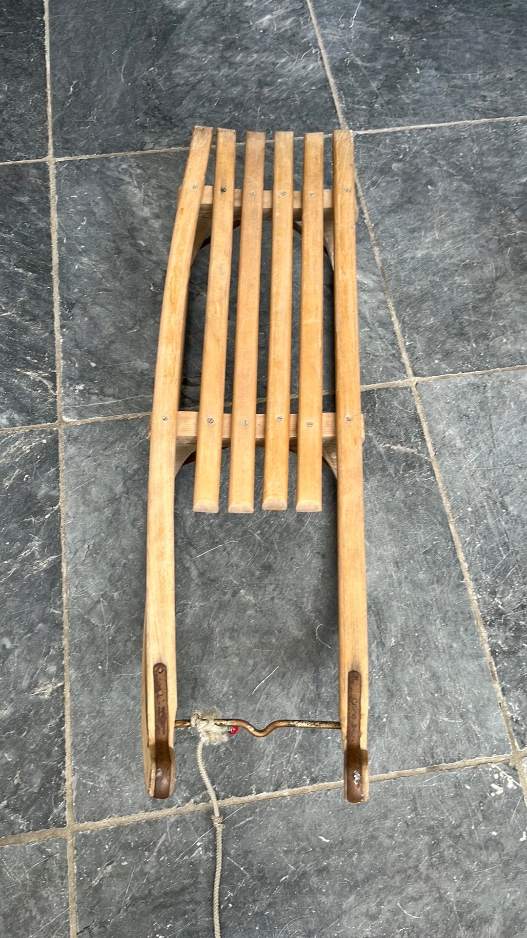 Houten slee, Ophalen, Gebruikt