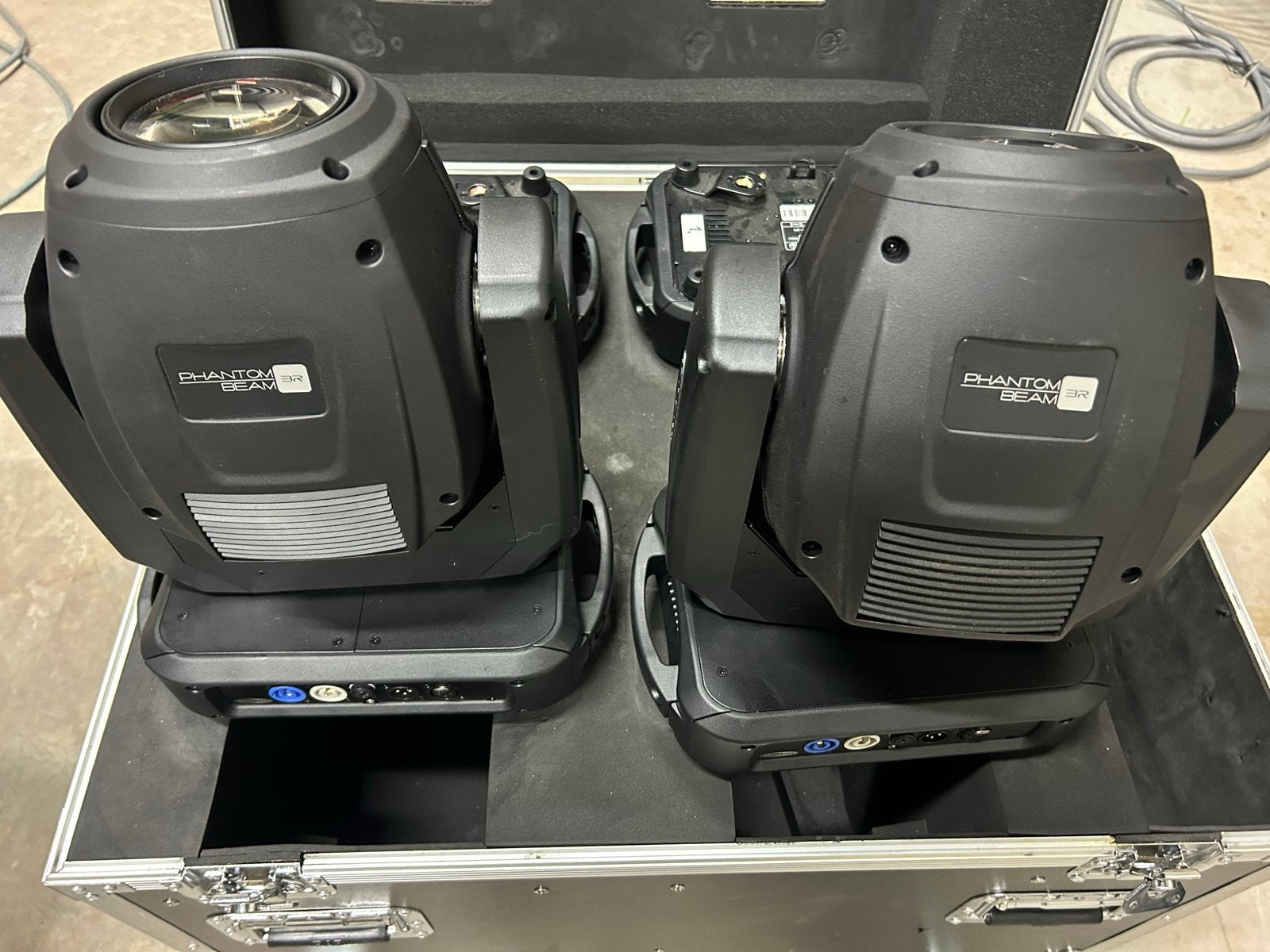 Showtec Phantom Beam 3r Moving Head Set, Ophalen of Verzenden, Gebruikt