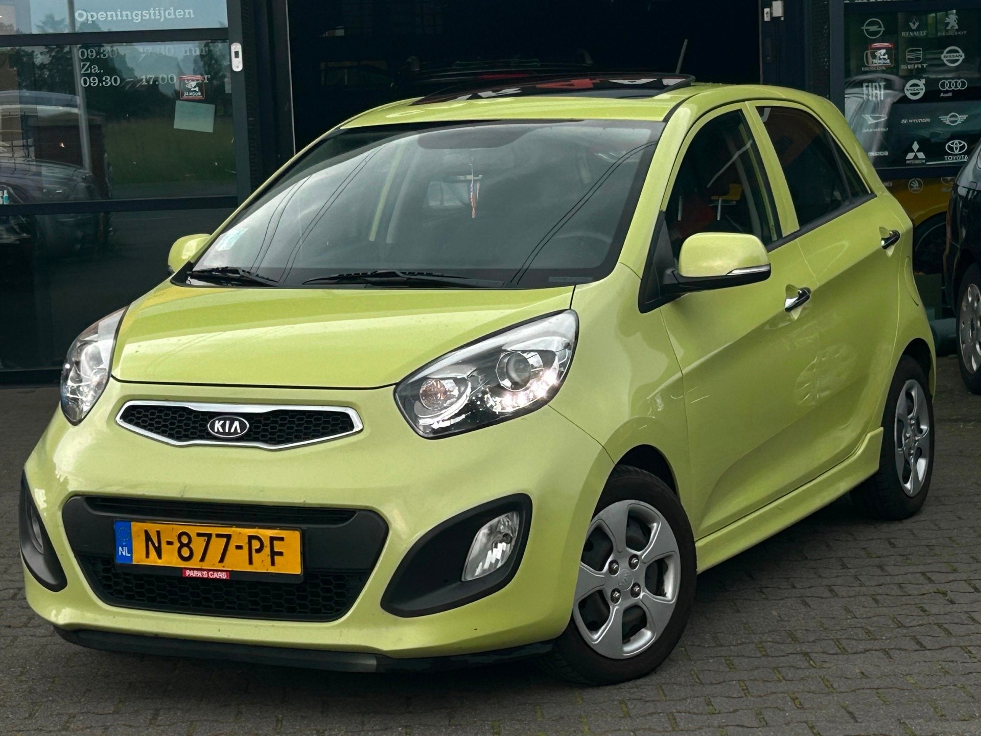 Kia Picanto 1.0 CVVT Comfort Pack DAKJE/AIRCO/KEYLESS GO/APK, Auto's, Voorwielaandrijving, Euro 5, Stof, Gebruikt