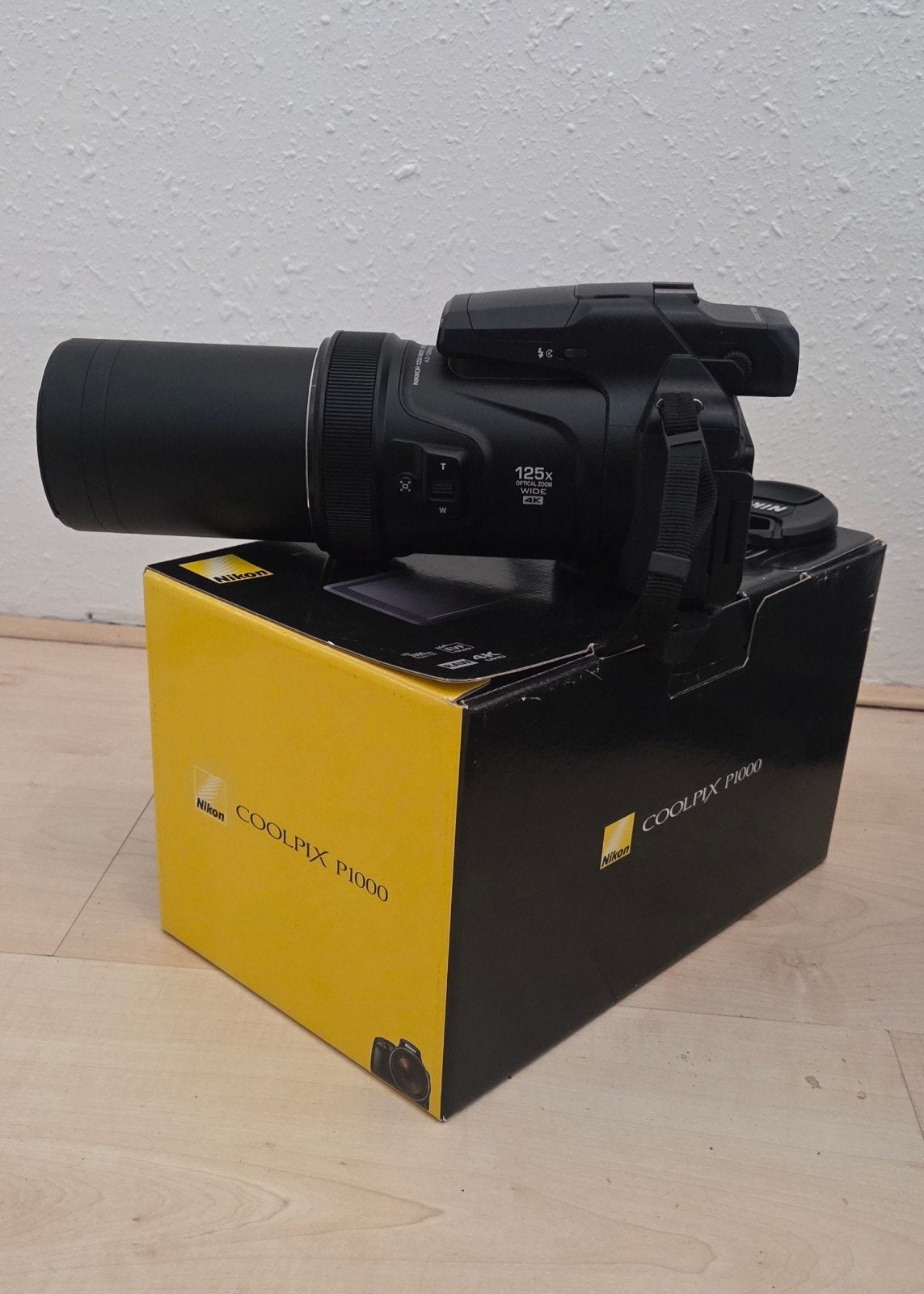 Nikon Coolpix P1000 | 125x Optische Zoom  + Accessoires ZGAN, Audio, Tv en Foto, Fotocamera's Digitaal, Kantelbaar/draaibaar scherm