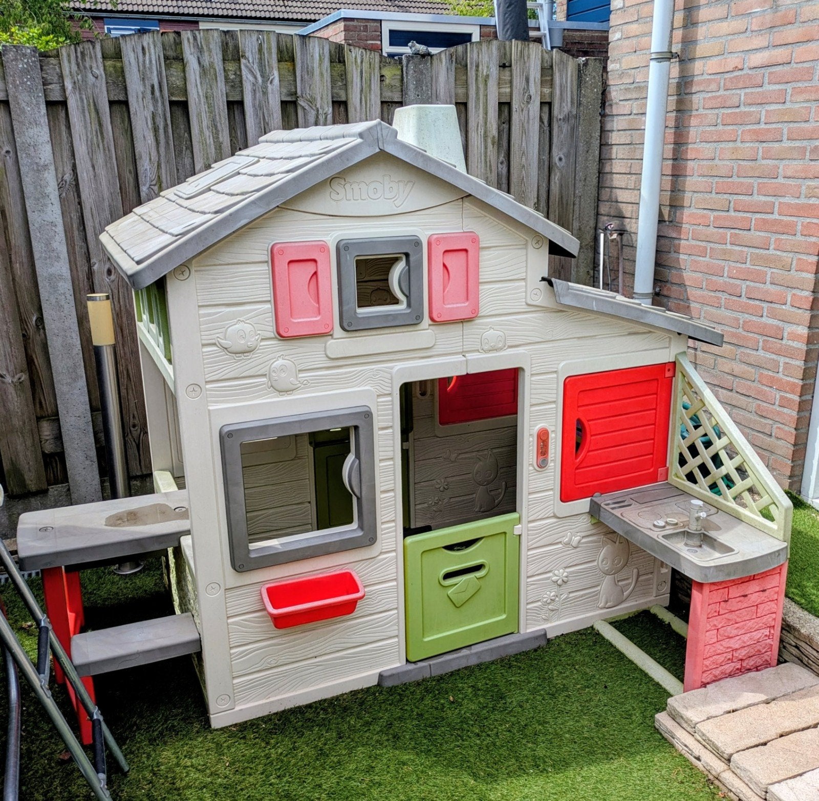 Smoby Speelhuisje met Keuken en Picknicktafel, Ophalen, Gebruikt, Kunststof