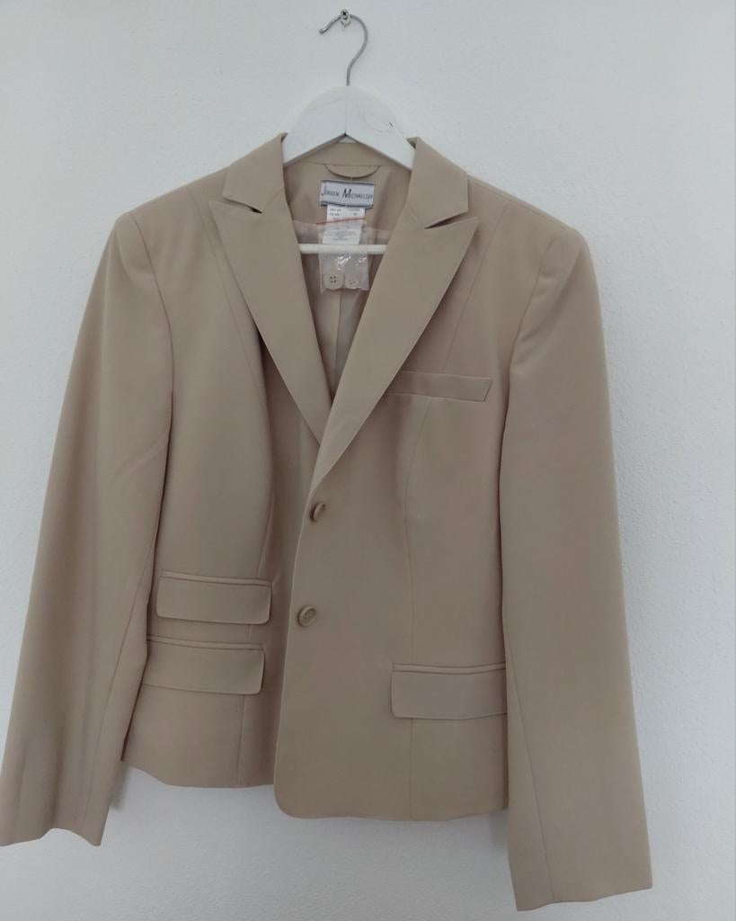 Jürgen Michaelsen Beige Jasje Maat 42/44 (L), Ophalen, Beige, Maat 42/44 (L), Zo goed als nieuw